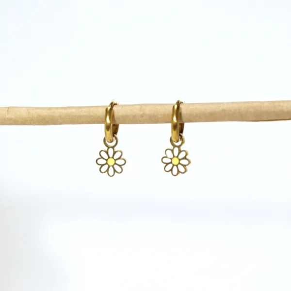 base_ediciadsvsdfvon Pendientes aro con charm margarita acero inoxidable
